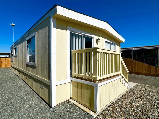 720 Worth Avenue 113, Porterville, CA 93257