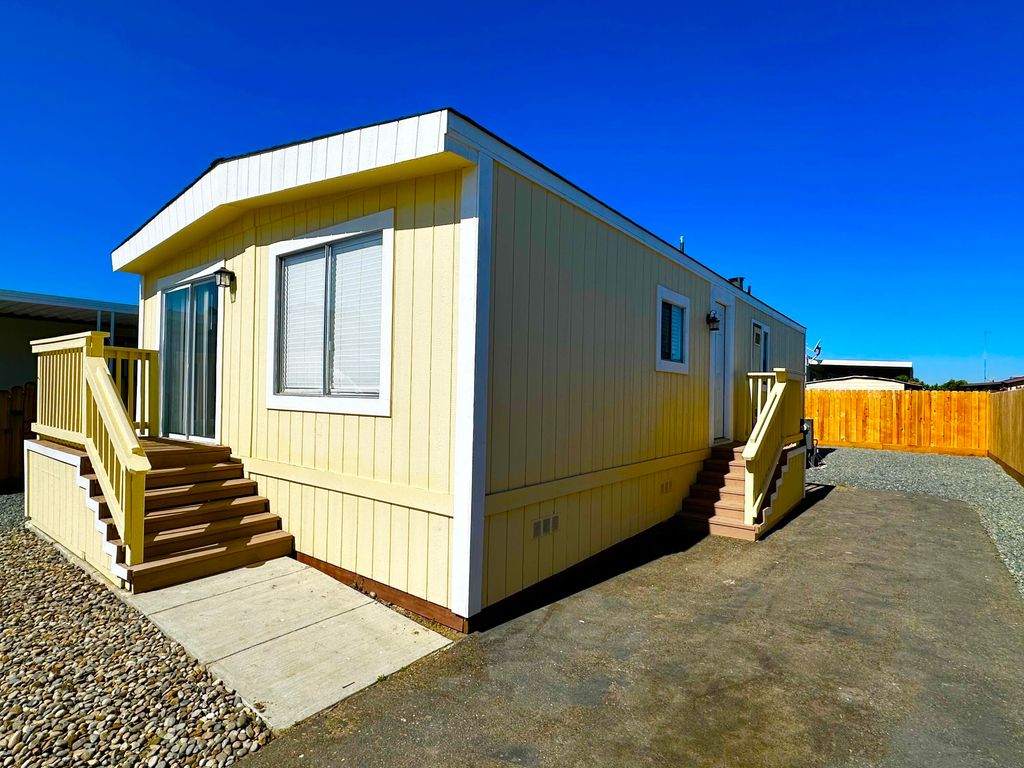 720 Worth Avenue 113, Porterville, CA 93257