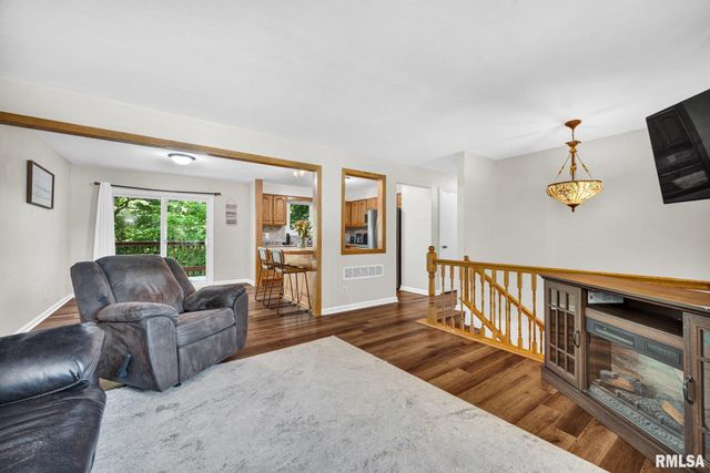 4748 S SIR LANCELOT Court, Mapleton, IL 61547