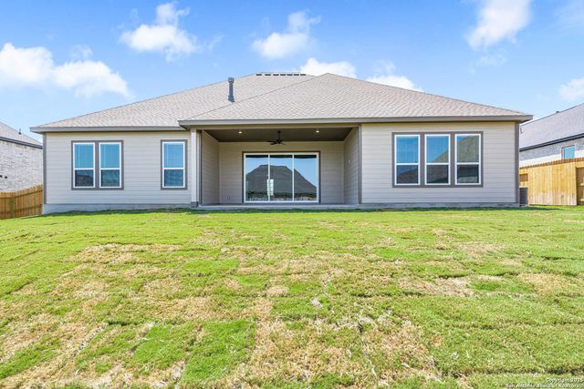322 Lawrence Drive, Castroville, TX 78009