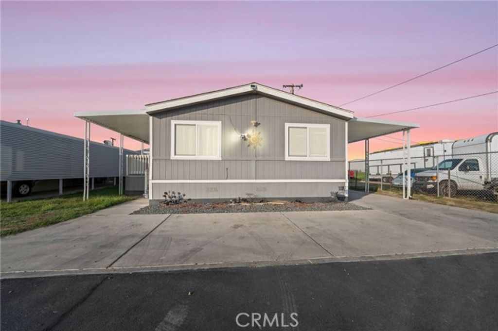 9131 Rosedale Hwy 67, Bakersfield, CA 93312