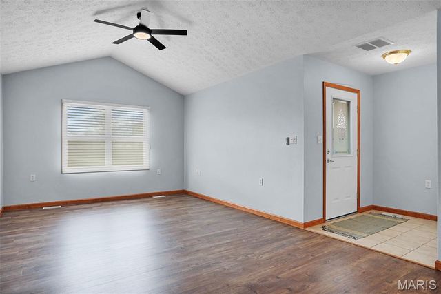 45 Faith Drive, Highland, IL 62249