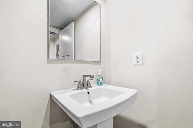 7872 BRANDY STATION RD, Hanover, MD 21076