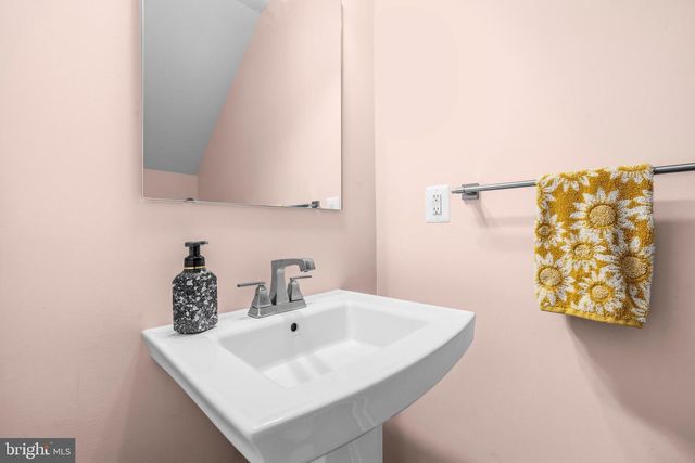 7872 BRANDY STATION RD, Hanover, MD 21076