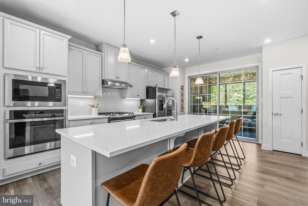 Image 10 of property listing at 7872 BRANDY STATION RD, Hanover, MD 21076