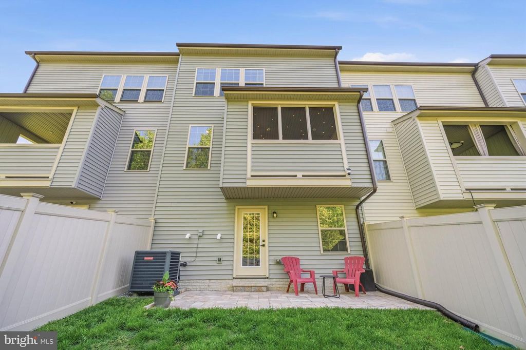 Image 38 of property listing at 7872 BRANDY STATION RD, Hanover, MD 21076