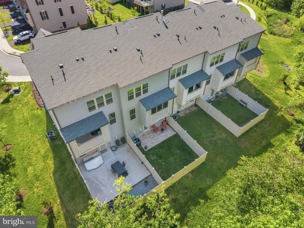 Image 39 of property listing at 7872 BRANDY STATION RD, Hanover, MD 21076