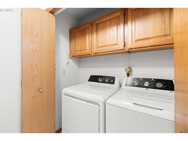 12730 Sw BARBERRY Dr, Beaverton, OR 97008