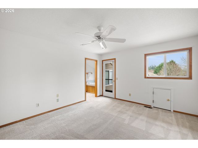 12730 Sw BARBERRY Dr, Beaverton, OR 97008