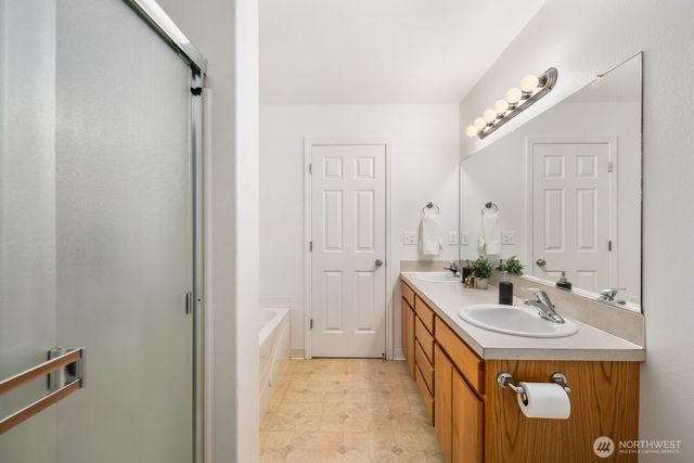 7128 34th Avenue NE, Olympia, WA 98516