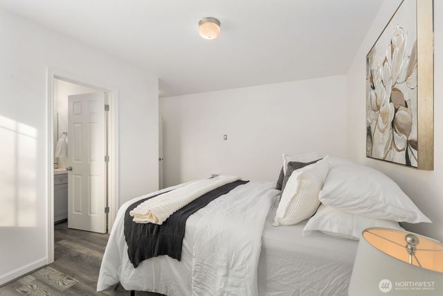 7128 34th Avenue NE, Olympia, WA 98516