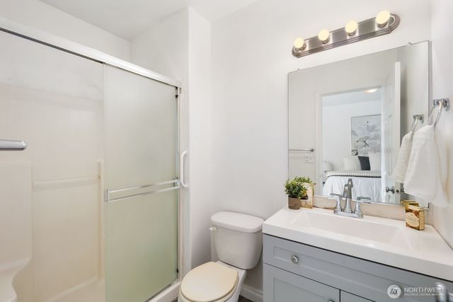 7128 34th Avenue NE, Olympia, WA 98516