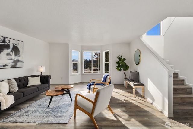 7128 34th Avenue NE, Olympia, WA 98516