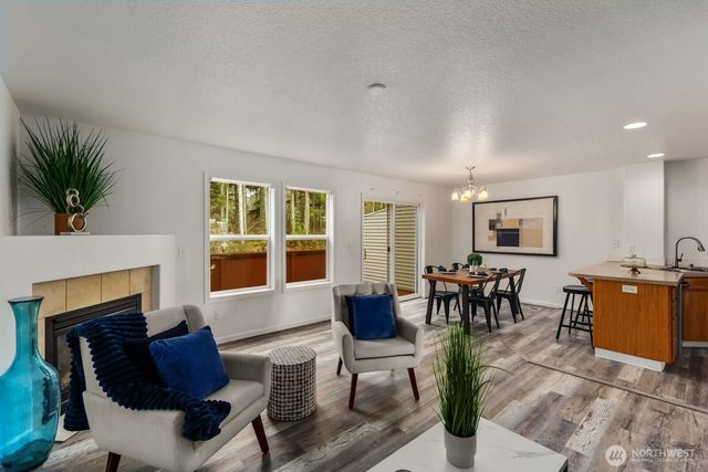 7128 34th Avenue NE, Olympia, WA 98516