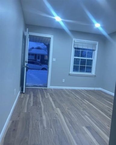 1977 Princeton Road, Berkley, MI 48072