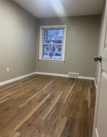 1977 Princeton Road, Berkley, MI 48072