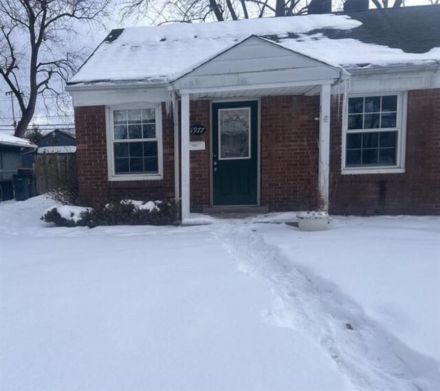 1977 Princeton Road, Berkley, MI 48072