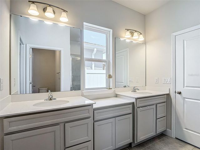 35428 CRESCENT CREEK DRIVE, Zephyrhills, FL 33541