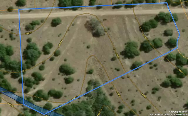 153 Galvin Woods Rd, Kerrville, TX 78028