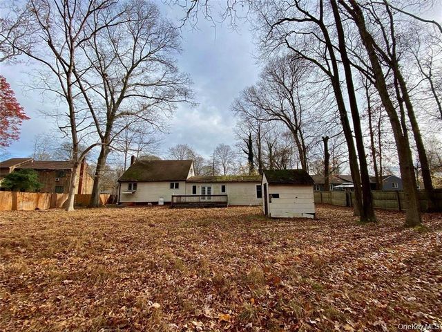 26 N Swezeytown Road, Middle Island, NY 11953