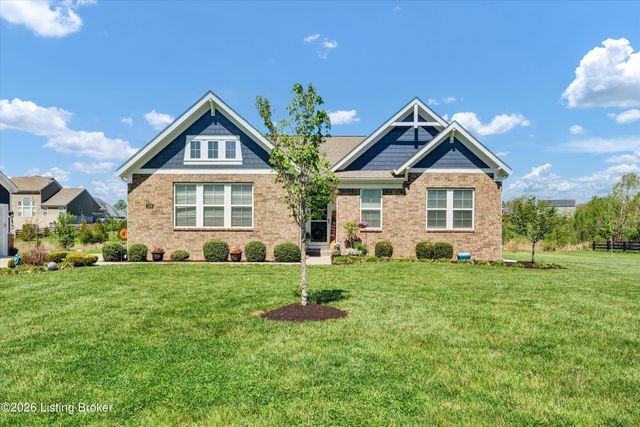 1208 Summit Parks Dr, La Grange, KY 40031