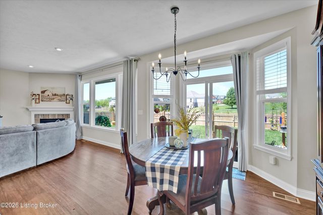 1208 Summit Parks Dr, La Grange, KY 40031