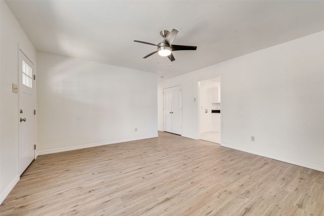 4250 Mehalia Drive, Dallas, TX 75241
