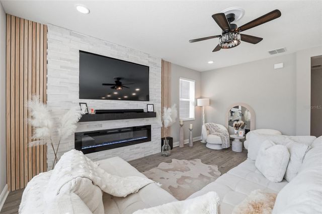 7273 NOTCHED PINE BEND, Wesley Chapel, FL 33545