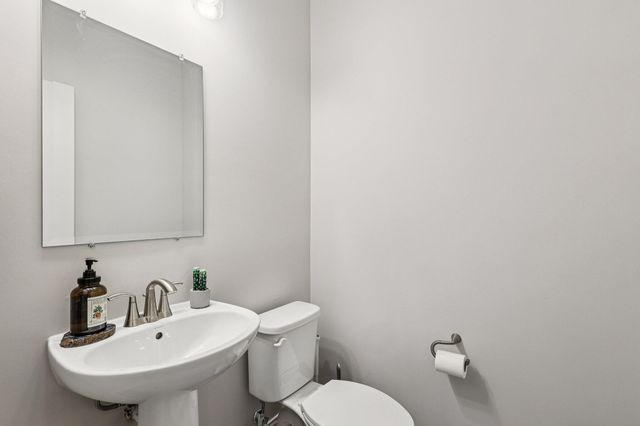 3135 Chipping Camden, Covington, KY 41015