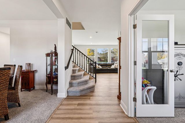 3135 Chipping Camden, Covington, KY 41015