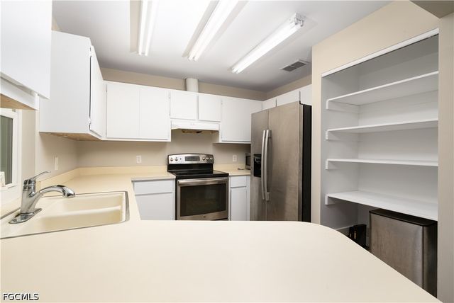 1318 SE 14th ST, Cape Coral, FL 33990