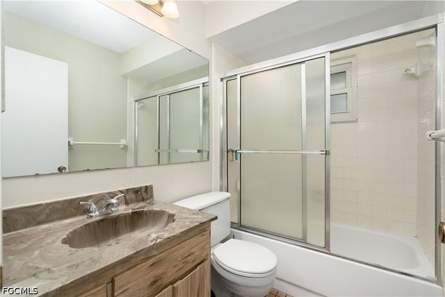 1318 SE 14th ST, Cape Coral, FL 33990