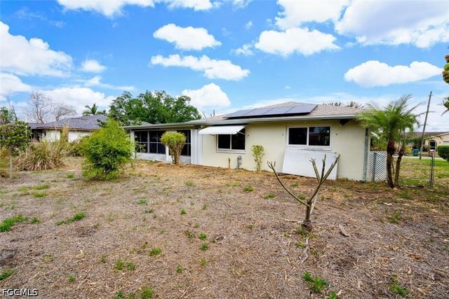 1318 SE 14th ST, Cape Coral, FL 33990