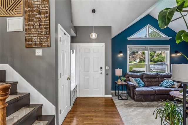 1101 NW 72nd Street, Kansas City, MO 64118