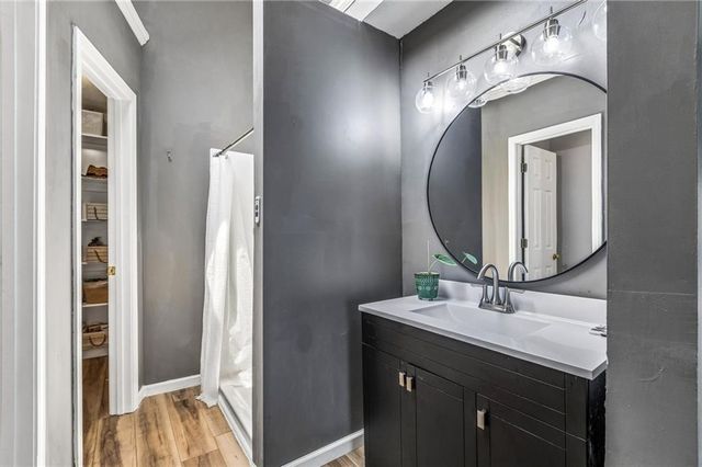 1101 NW 72nd Street, Kansas City, MO 64118