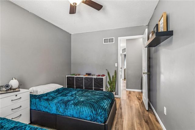 1101 NW 72nd Street, Kansas City, MO 64118