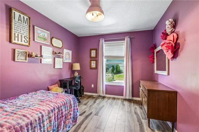 1101 NW 72nd Street, Kansas City, MO 64118