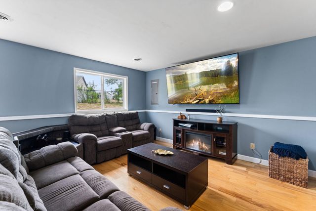 697 Eagle Lake Road S, Big Lake, MN 55309