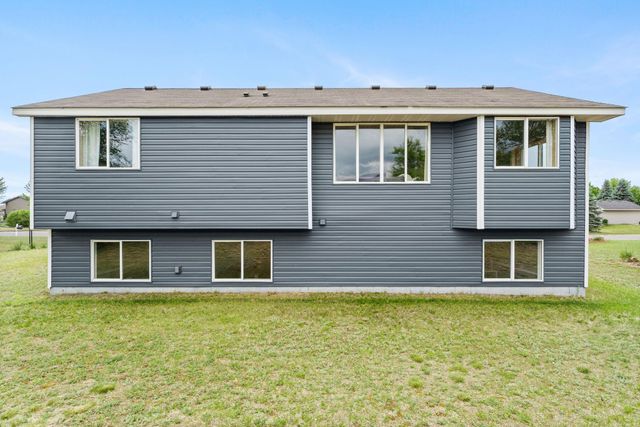 697 Eagle Lake Road S, Big Lake, MN 55309