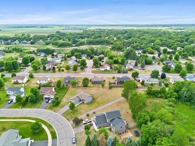697 Eagle Lake Road S, Big Lake, MN 55309