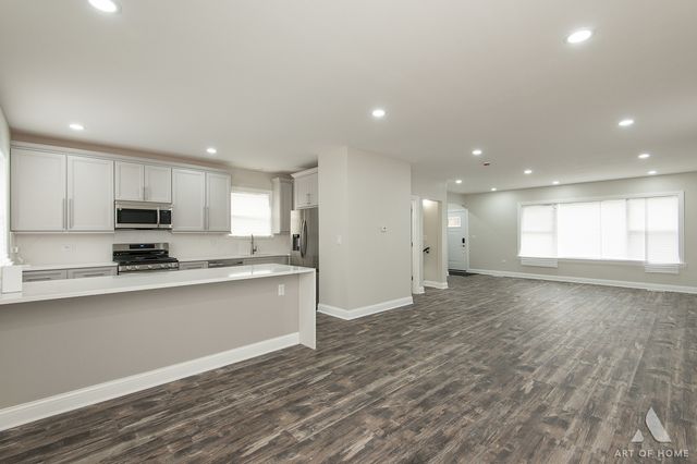 8017 S Kostner Avenue, Chicago, IL 60652