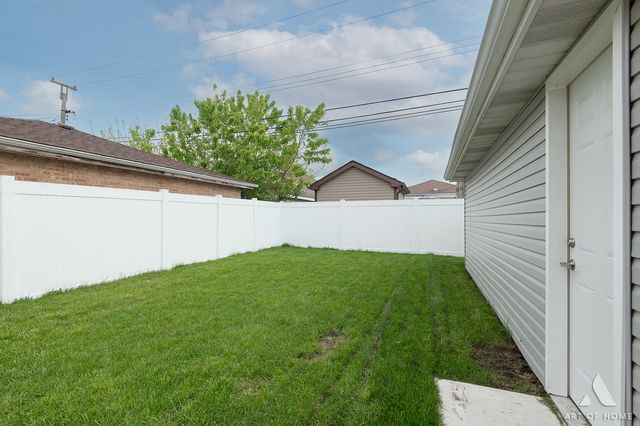 8017 S Kostner Avenue, Chicago, IL 60652