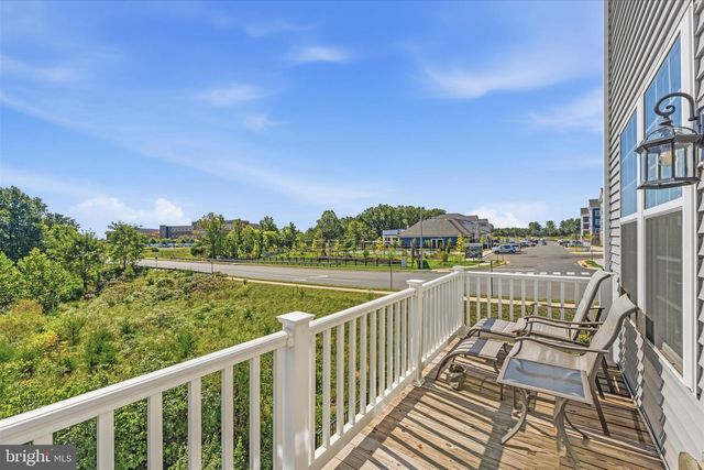 6195 CAMERONS FERRY DR, Haymarket, VA 20169
