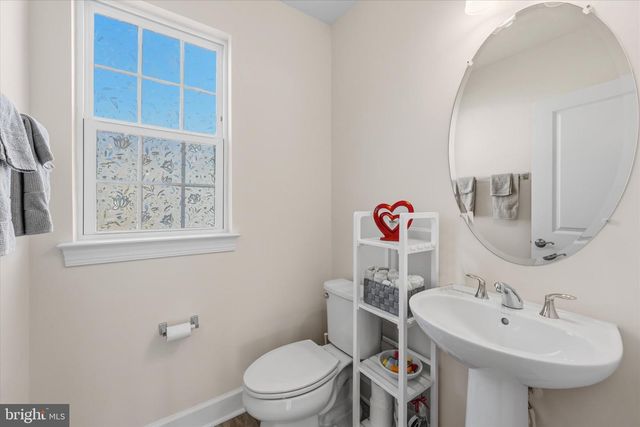 6195 CAMERONS FERRY DR, Haymarket, VA 20169