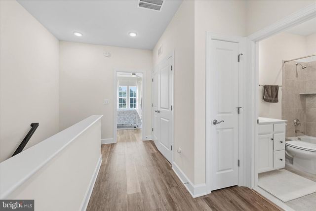 6195 CAMERONS FERRY DR, Haymarket, VA 20169