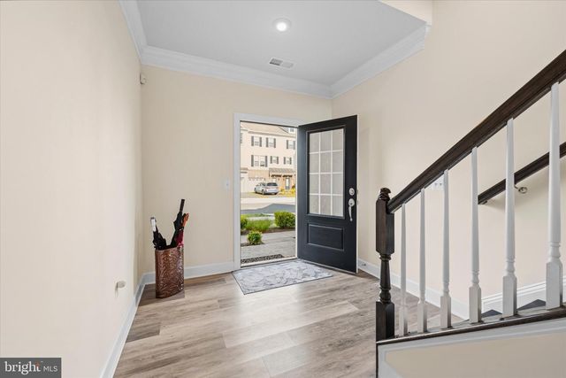 6195 CAMERONS FERRY DR, Haymarket, VA 20169