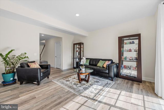 6195 CAMERONS FERRY DR, Haymarket, VA 20169