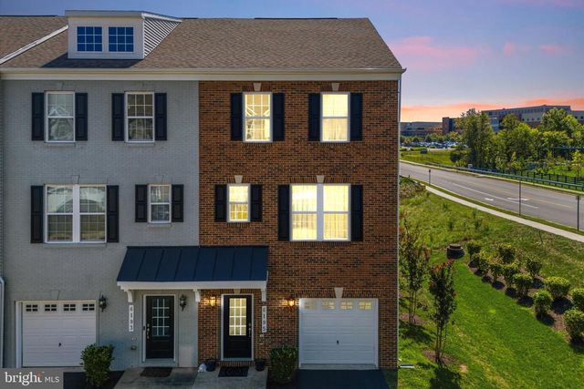 6195 CAMERONS FERRY DR, Haymarket, VA 20169