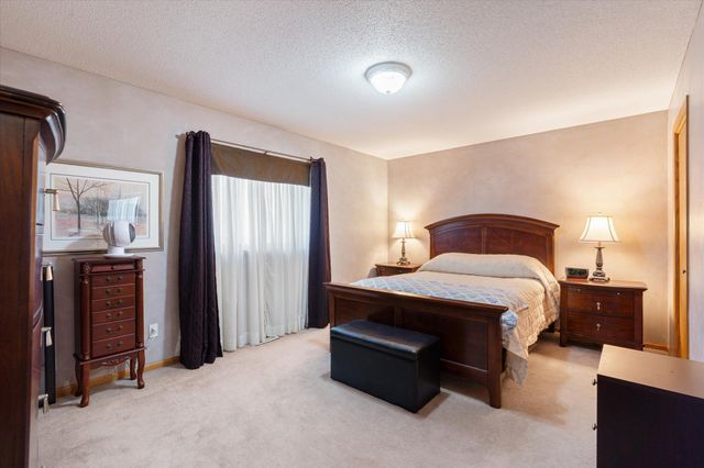 13196 Meredith Drive, Baxter, MN 56425