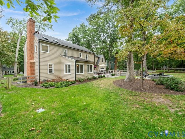 2361 Edgeview Ln, Midlothian, VA 23113